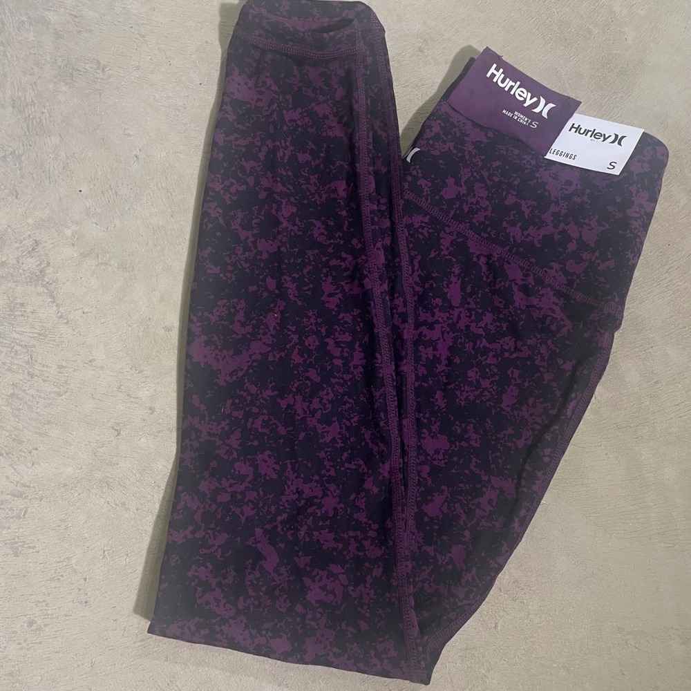 Hurley Eversiele Leggings Women's Size S Purple Black‎ Athletic Reversible NWT